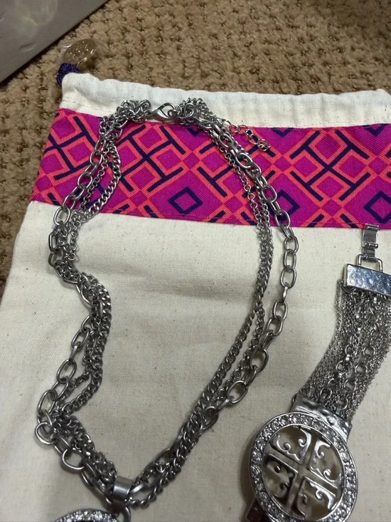 Silver Tone Pendant Necklace and Chain Bracelet Set - Black Accent - Picture 5 of 10